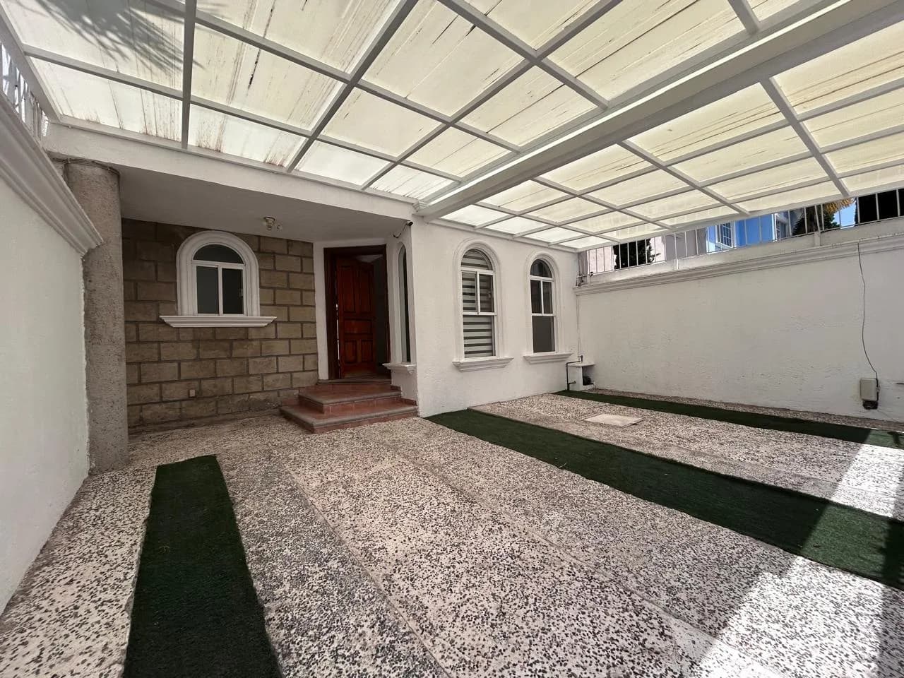 Casa en Venta /Renta en Milenio III. — foto 2