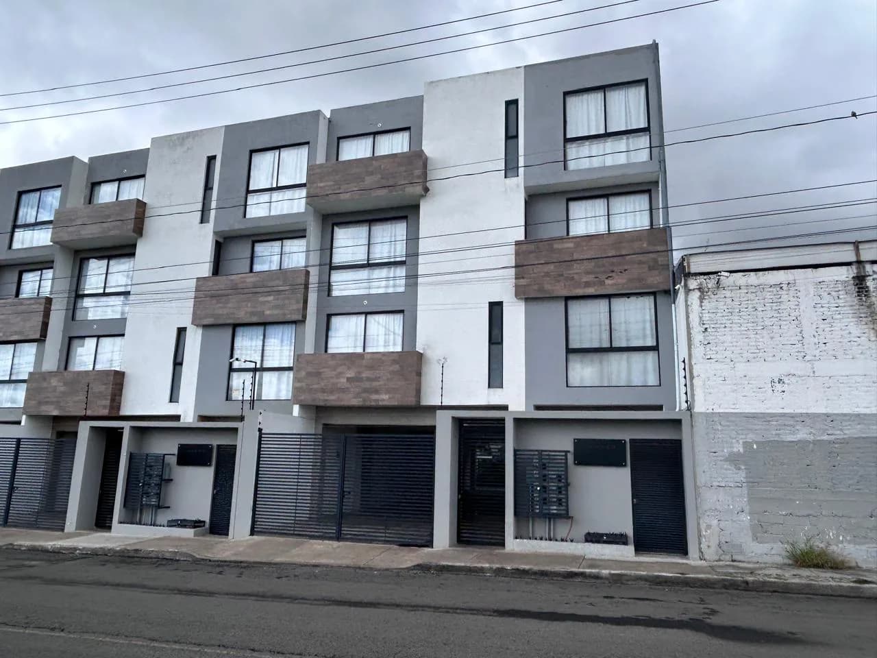 Departamento en venta en Col. El Garambullo. Desde $1,770,000.00